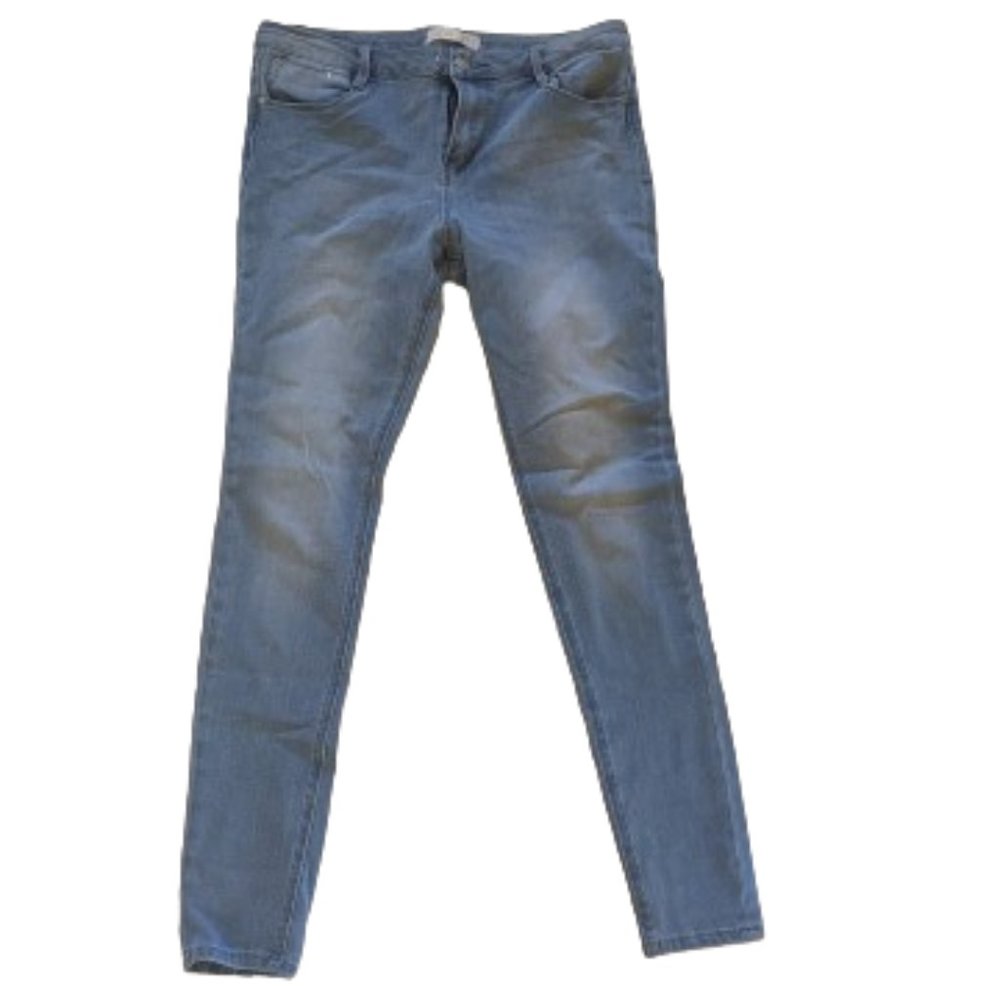 ---  Blue  Skinny Jeans Skinnies Size 11  Runs Smaller